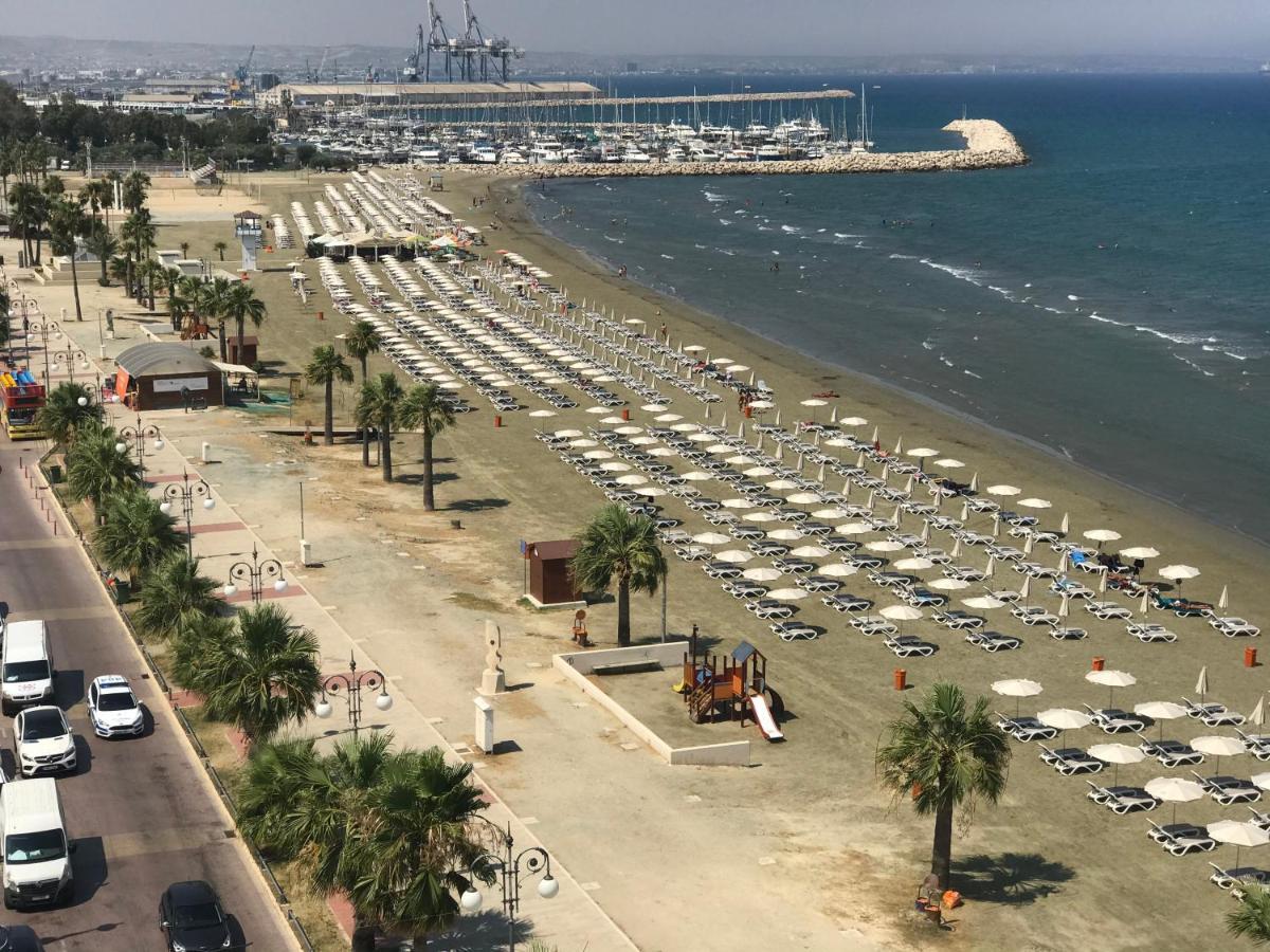 Panoramic Sea View Apartments Ларнака Екстериор снимка