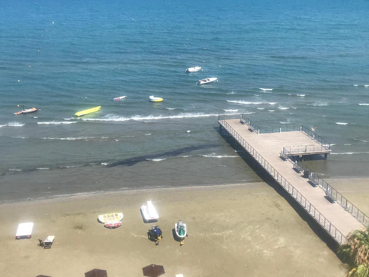 Panoramic Sea View Apartments Ларнака Екстериор снимка