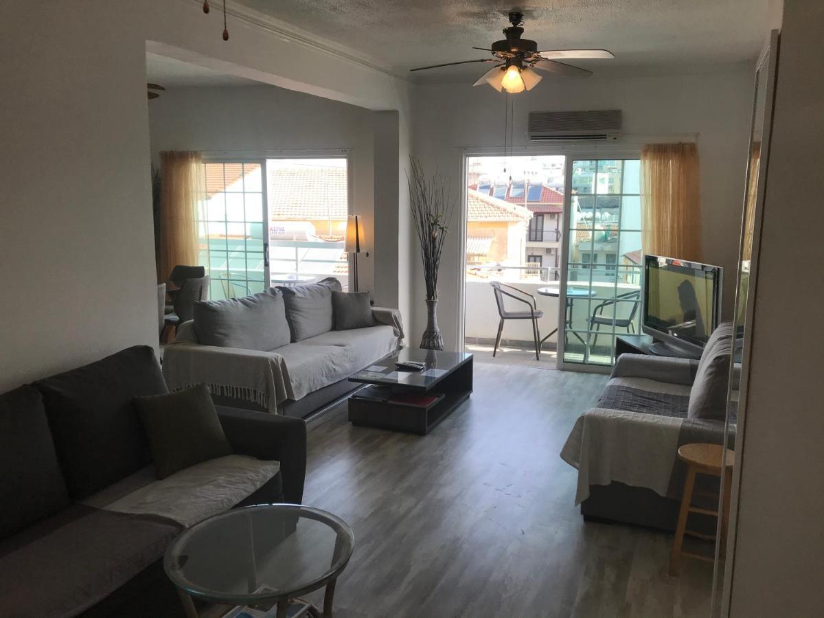 Panoramic Sea View Apartments Ларнака Екстериор снимка